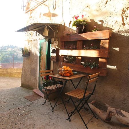 Il Piccino 29, Esperienza Romantica In Borgo.... Montescudaio Kültér fotó